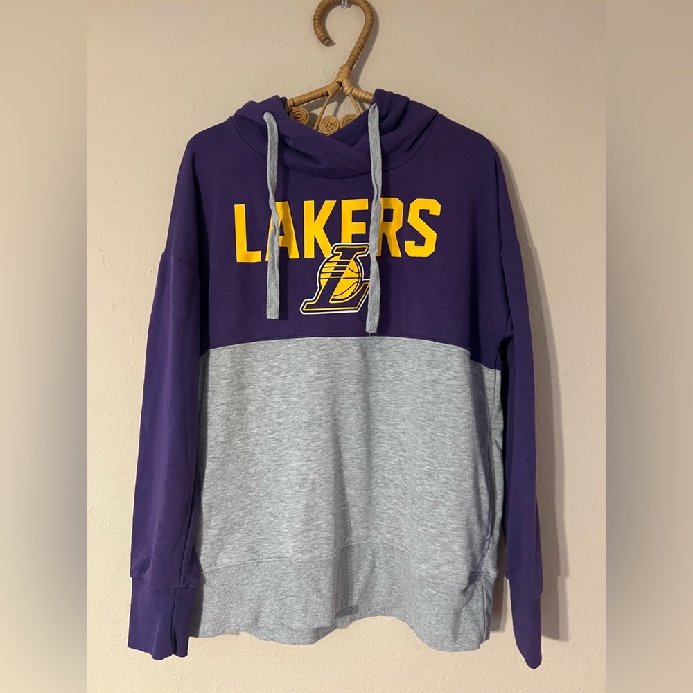 NBA Lakers Purple and Gray Sweater Large